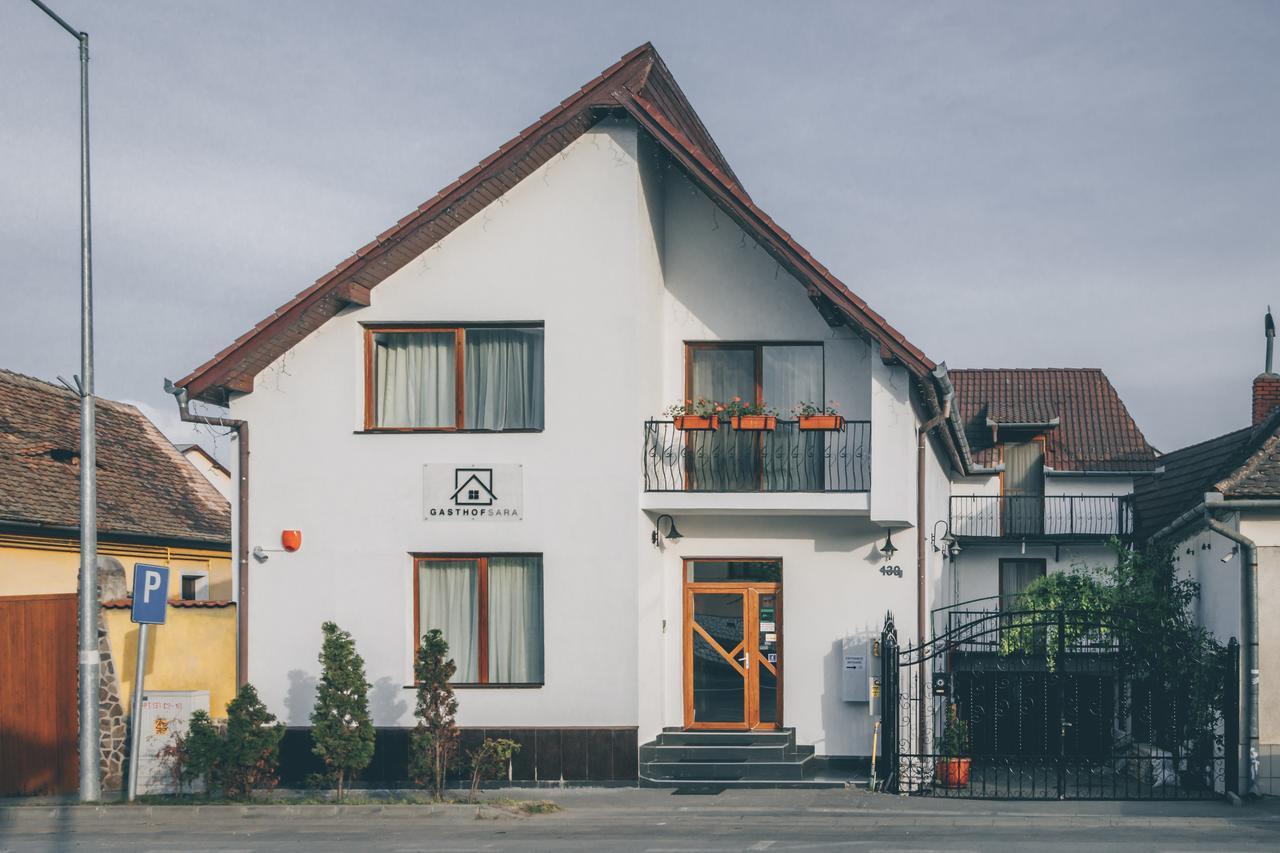 Gasthof Sara Sibiu Exteriör bild